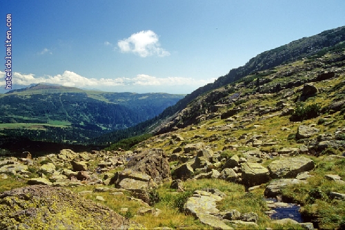http://www.hoteldolomiten.com/fotogalerie/cache/vs_Landscapes_37.jpg